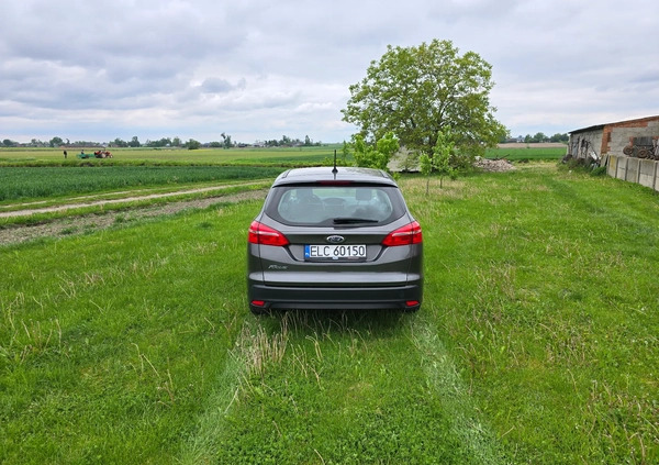 Ford Focus cena 39975 przebieg: 162200, rok produkcji 2018 z Wrocław małe 79